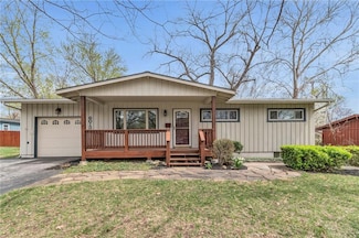 6013 N Euclid Ave, Kansas City, MO 64118