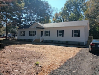 6606 Kimberly Dr, Gloucester, VA 23061