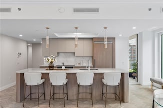 7829 Austin St Unit PH-1C, Forest Hills, NY 11375