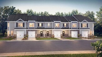 1220 Evelynnview Ln, Kernersville, NC 27284