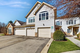 1151 Townline Rd Unit 102, Lake Geneva, WI 53147