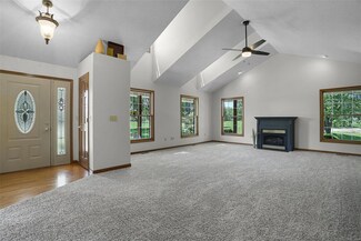 7990 Bethalto Rd, Bethalto, IL 62010
