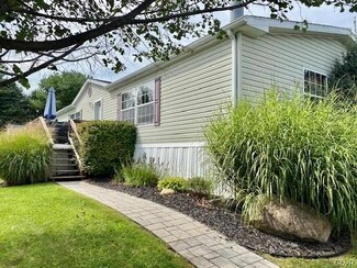 4434 Grey Wolf Ln, Orefield, PA 18069