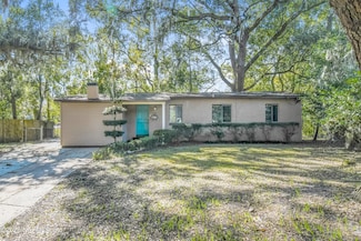 1220 Adrian Ct, Jacksonville, FL 32205