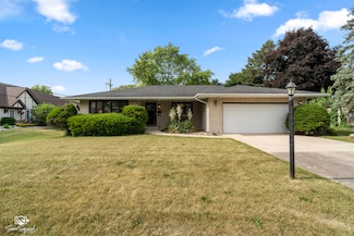 1458 Pleasant Dr, Crest Hill, IL 60403