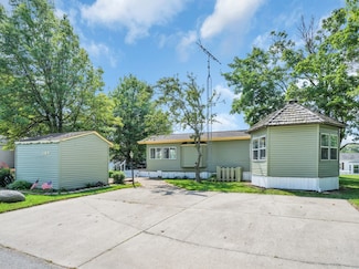 w 4945 County Road Es Unit 189, Elkhorn, WI 53121