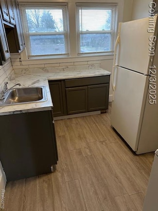 24320 Flower Ave, Eastpointe, MI 48021