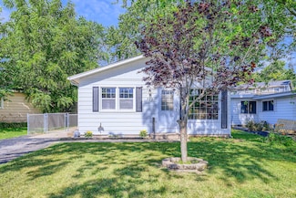 328 Hillandale St, Round Lake, IL 60073
