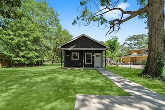811 Denison Ave, Cleveland, TX 77327
