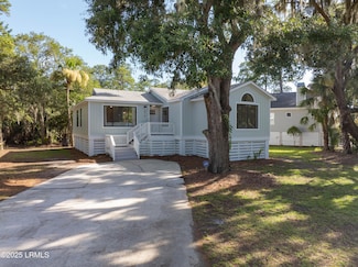 2919 Waters Edge Ct W, Beaufort, SC 29902