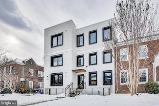 2216 40th Place NW Unit 2, Washington, DC 20007