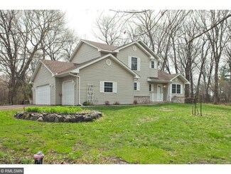 29291 Hillcrest Dr, Stacy, MN 55079