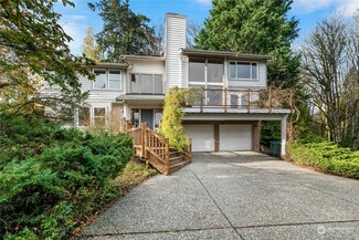 19824 47th Ave NE, Lake Forest Park, WA 98155