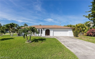 3720 SE 12th Place, Cape Coral, FL 33904