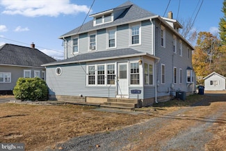 31 Carroll Ave, Williamstown, NJ 08094