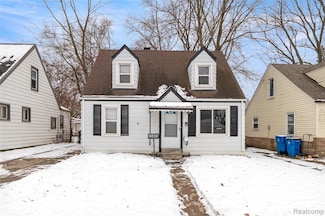 25885 Currier St, Dearborn Heights, MI 48125