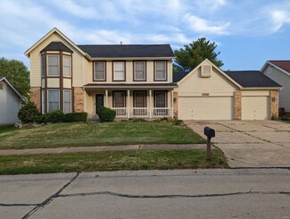 16753 Newbury Crossing, Florissant, MO 63034
