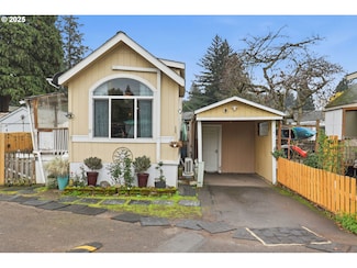 5990 SE King Rd Unit 18, Milwaukie, OR 97222