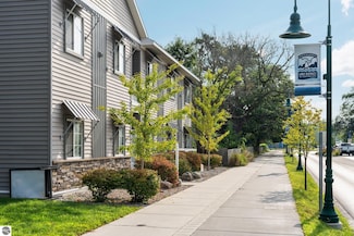 619 E Eighth St Unit 2, Traverse City, MI 49686