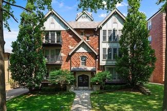 7527 Oxford Dr Unit 3E, Saint Louis, MO 63105