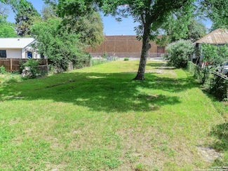 206 Lone Star Blvd, San Antonio, TX 78204
