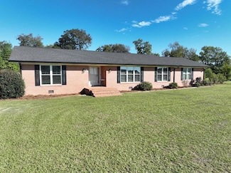 403 S Newcombe Ave, Donalsonville, GA 39845