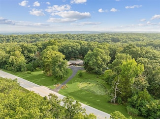 501 Highway Dd, Defiance, MO 63341