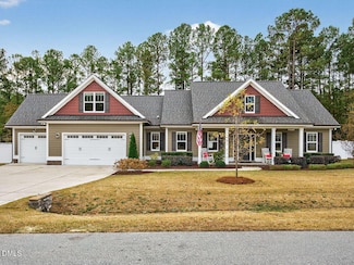 2324 Kingston Wood Dr, Fuquay Varina, NC 27526