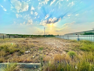 608 Palo de Rosa Loop, Laredo, TX 78043
