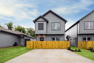 978 Marjorie St Unit 1, Houston, TX 77088