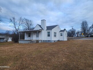 4304 Pleasant Ridge Rd, Knoxville, TN 37912