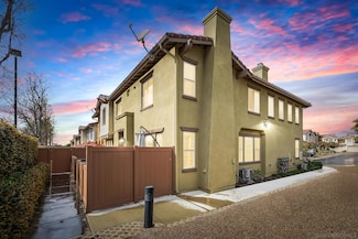 1364 Isabella Way, Vista, CA 92084