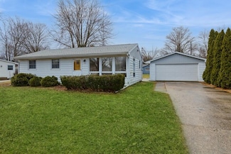 740 Sheridan Rd, Saint Joseph, MI 49085