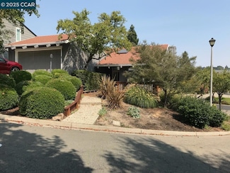 20 Tamarisk, Moraga, CA 94556