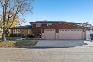 9400 S 82nd Ave, Hickory Hills, IL 60457