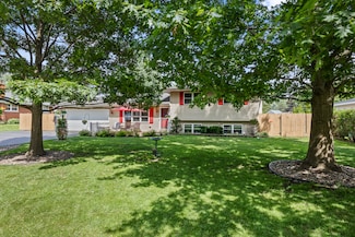 2N477 Bernice Ave, Glen Ellyn, IL 60137