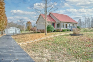 6260 Warren Henley Rd, Baxter, TN 38544