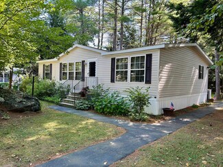 17 Murray Dr, Rochester, NH 03868