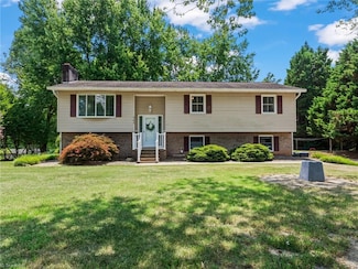 283 Whitaker Chapel Rd, Pilot Mountain, NC 27041