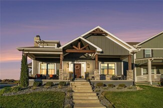 3238 SW Pergola Park Dr, Lee's Summit, MO 64081