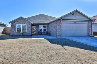 1308 Travertine Place, Noble, OK 73068