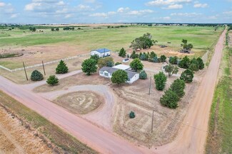 32042 N County Road 1960, Willow, OK 73673