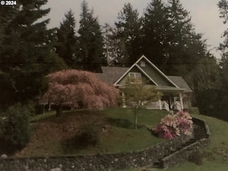 67680 N Bay Rd, North Bend, OR 97459