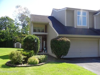 36 Captains Blvd, Waterford, NY 12188