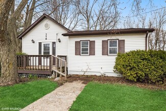 176 S Railroad St, Braidwood, IL 60408