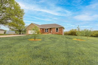 530 Coyote Ridge Dr, Billings, MO 65610