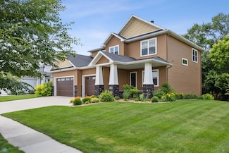 3702 Houkom Dr E, West Fargo, ND 58078