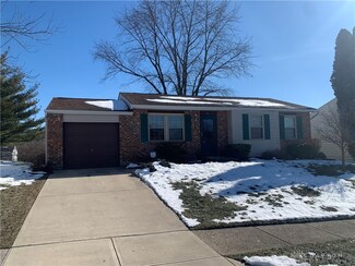162 Schloss Ln, Moraine, OH 45418