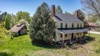 1373 Main St, Wilton, ME 04294