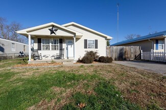 220 E 1st St, Tennyson, IN 47637